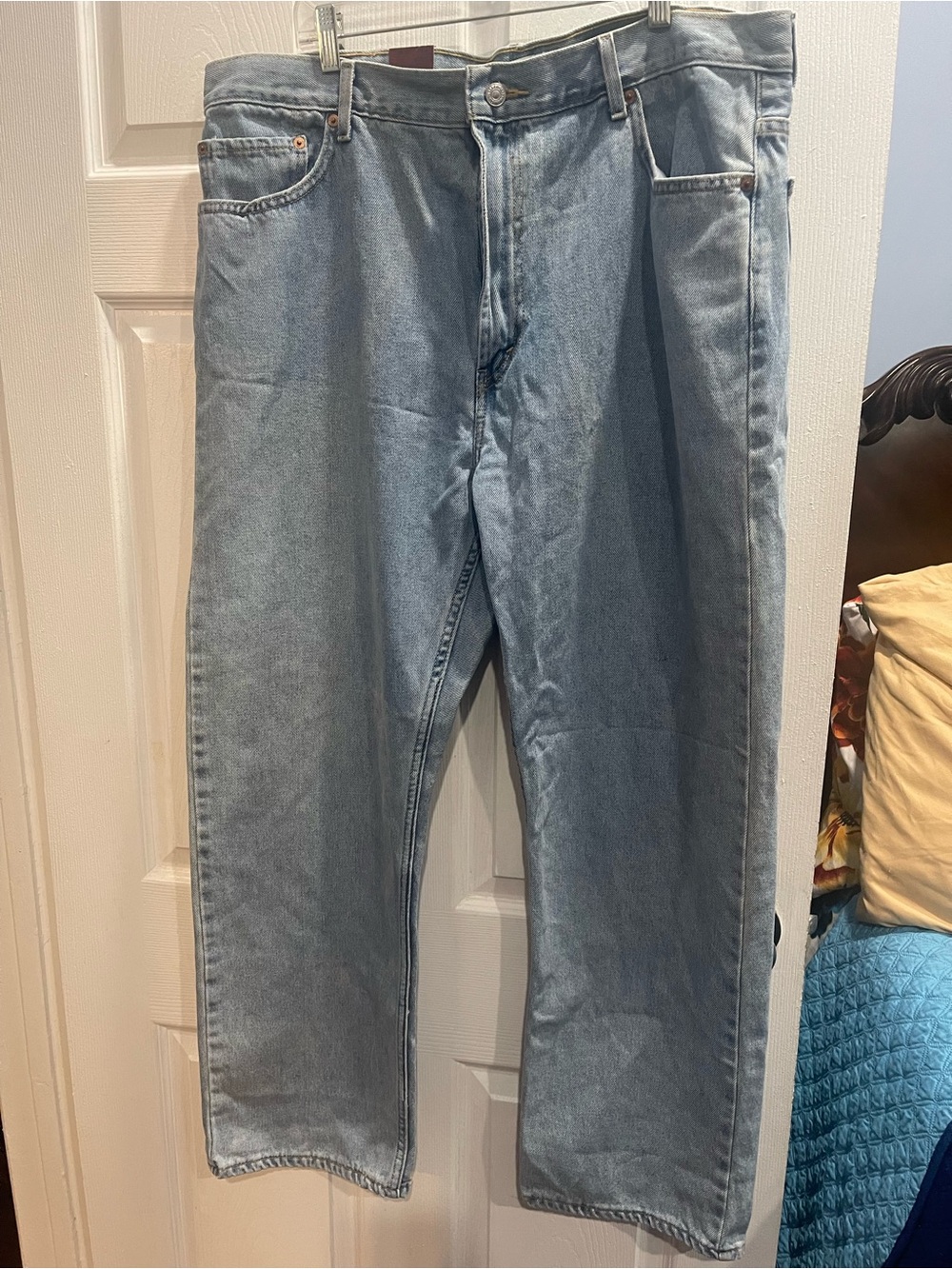 Levi's 505 Regular Fit Light Blue Relaxed Men’s Jeans Size 42x30 Straight Leg